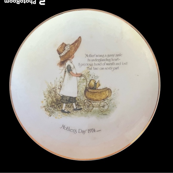 Vintage Holly Hobbie Commemorative Mother's Day 1975 Decorative Plate Perfect - Picture 1 of 1
